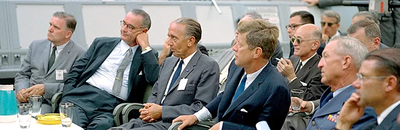 JFK_Tour_of_KSC